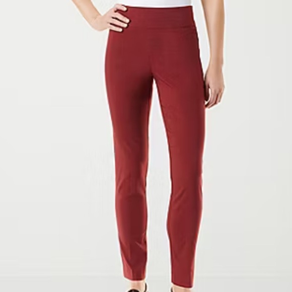 Gloria Vanderbilt Womens Regular Fit Straight Trouser garnet gem - Picture 1 of 4